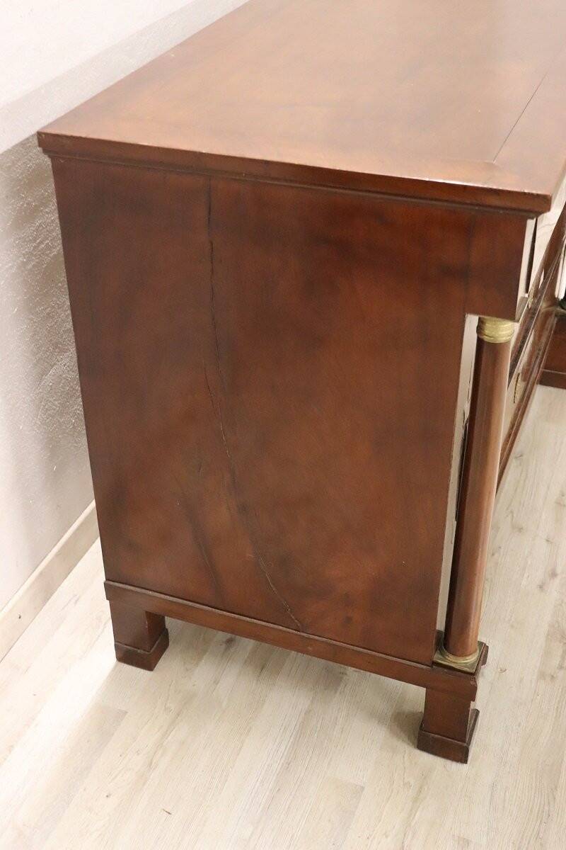 Commode antique Empire en noyer, Italie, début du XIXe siècle