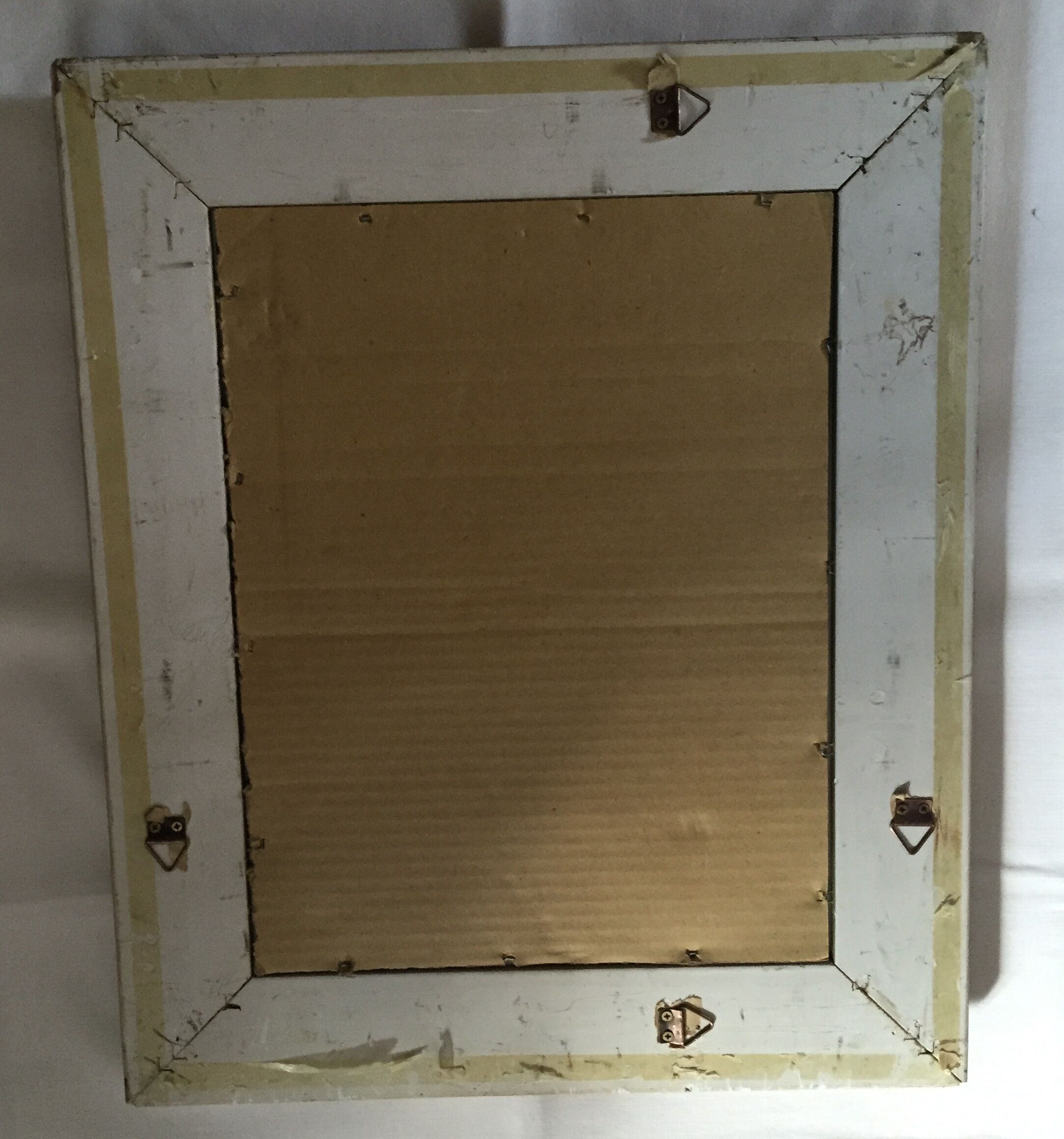 Miroir en bois doré 37,5 x 45 cm