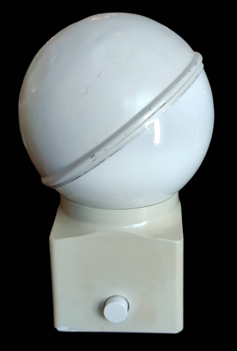 Vintage design table lamp Erco white metal