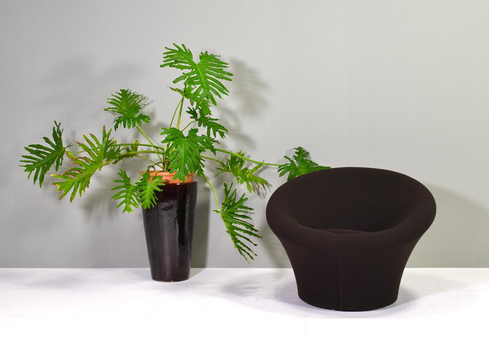 Armchair F560 mushroom by Pierre Paulin for Artifort Netherlands 1970s