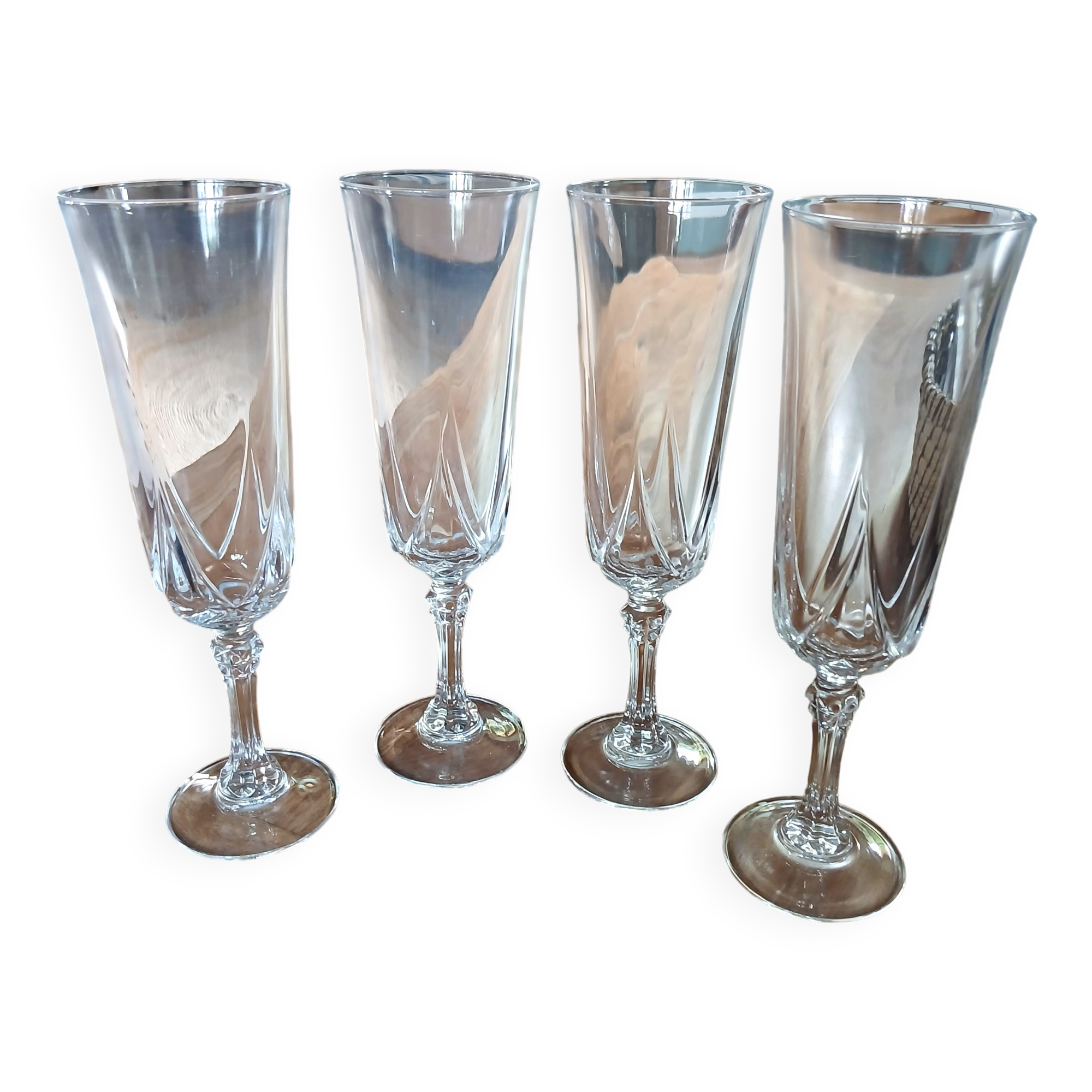 4 vintage crystal champagne flutes from Arques