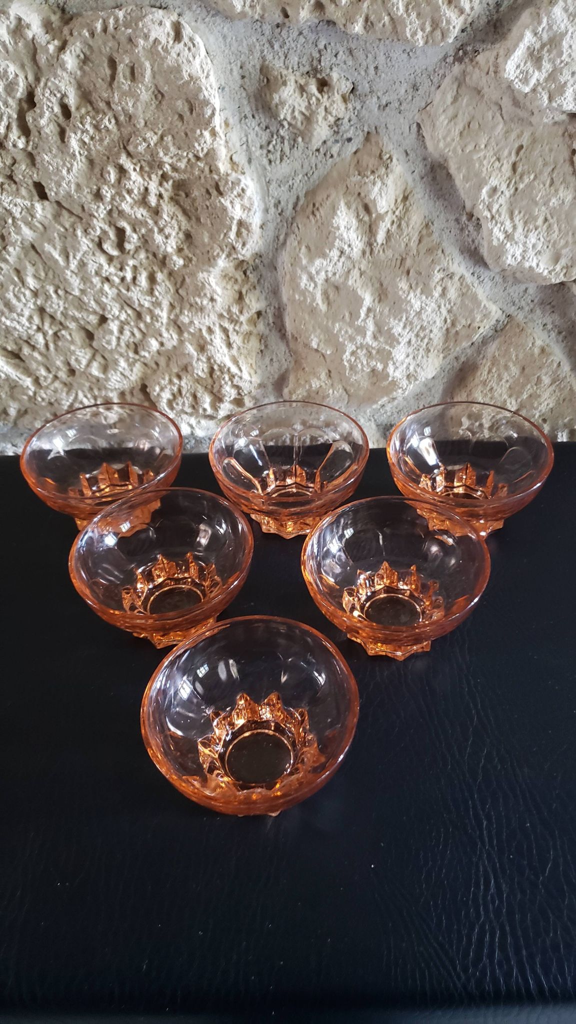 6 coupelles verre rose pied étoile