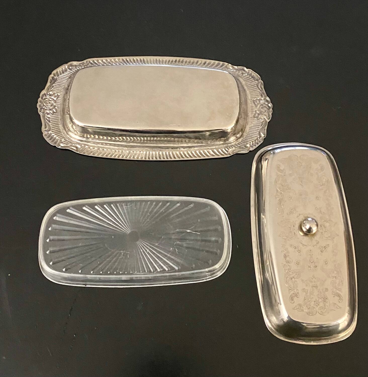 1 stainless steel butter dish and its cup