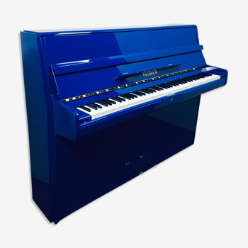 Piano bleu Feurich