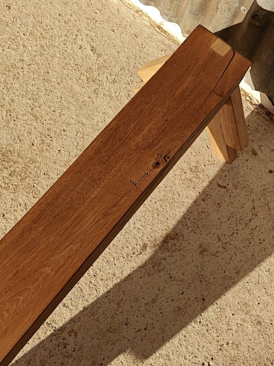 Artisanal oak beam entrance bench