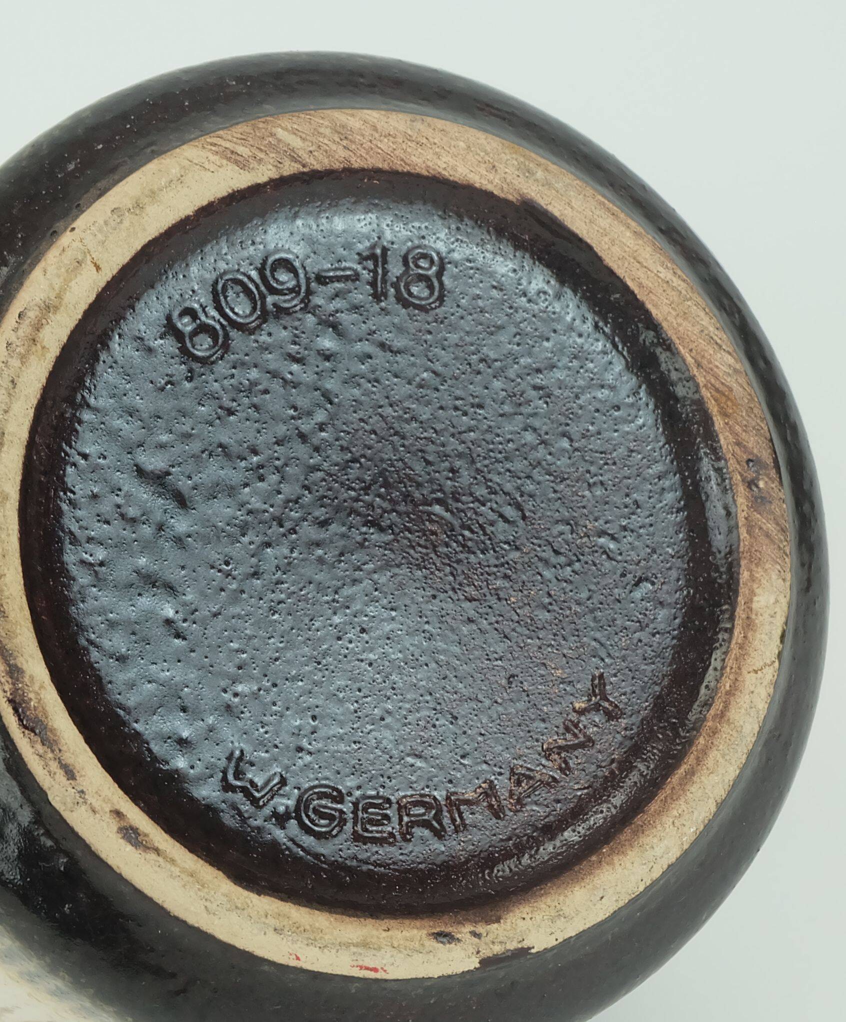 Scheurich mid century planter ceramic flower pot relief pattern model no. 809-18