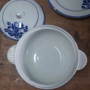 Série de plats Badonviller Fleurs bleues
