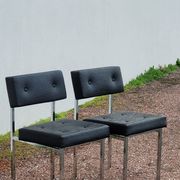 Paire de chaises en skaï design chromé - 1950s