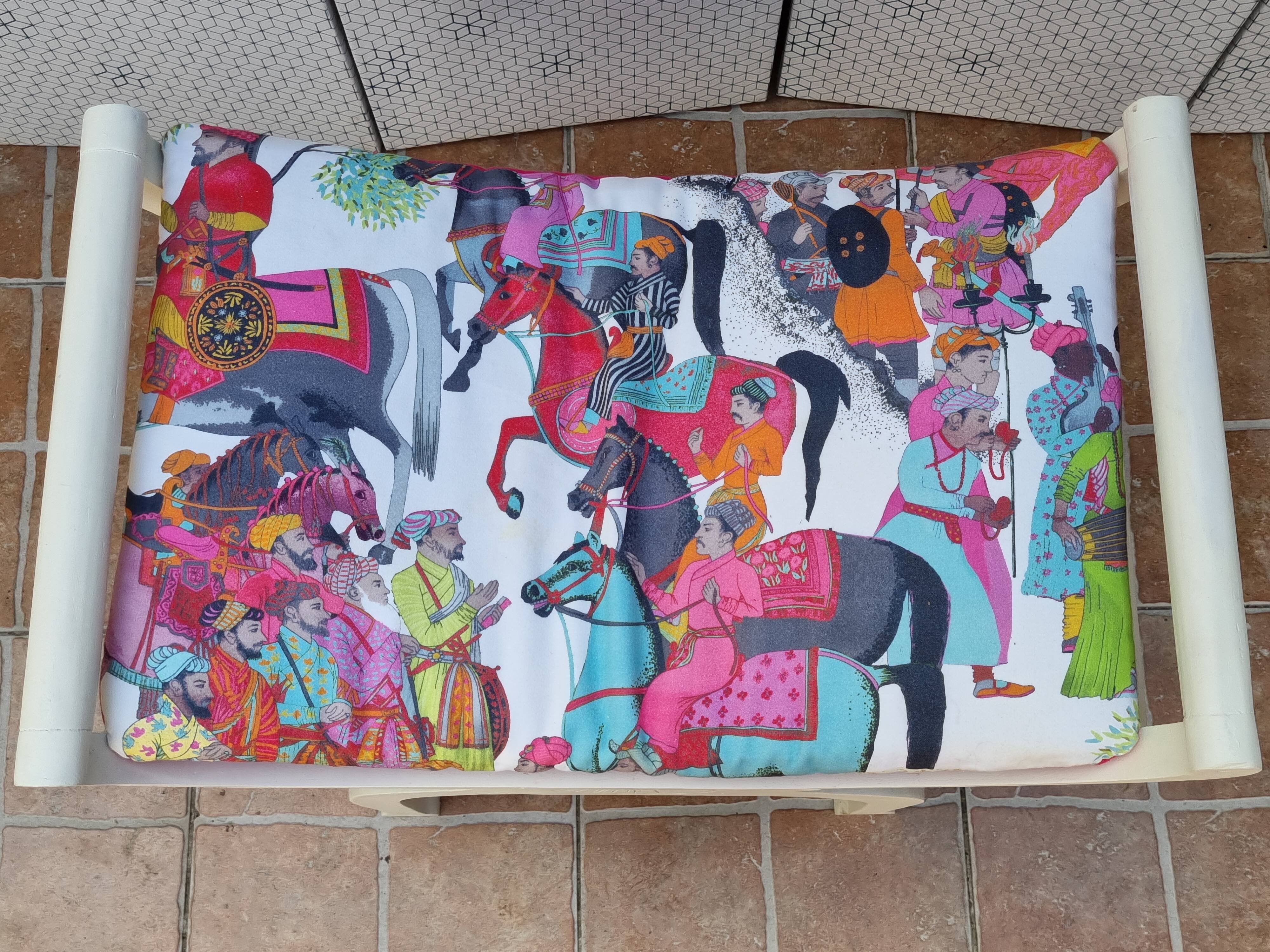 Curule stool in patinated carved wood, Manuel Canovas seat, 60 cm