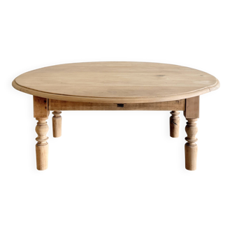 Folding coffee table