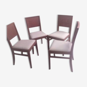 Set of 4 wooden chairs