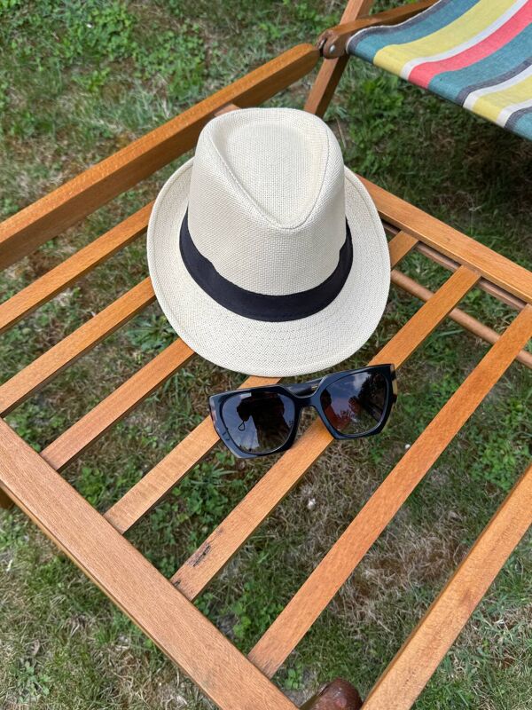 Transat/ chilienne vintage en bois avec repose-pieds — Années 60