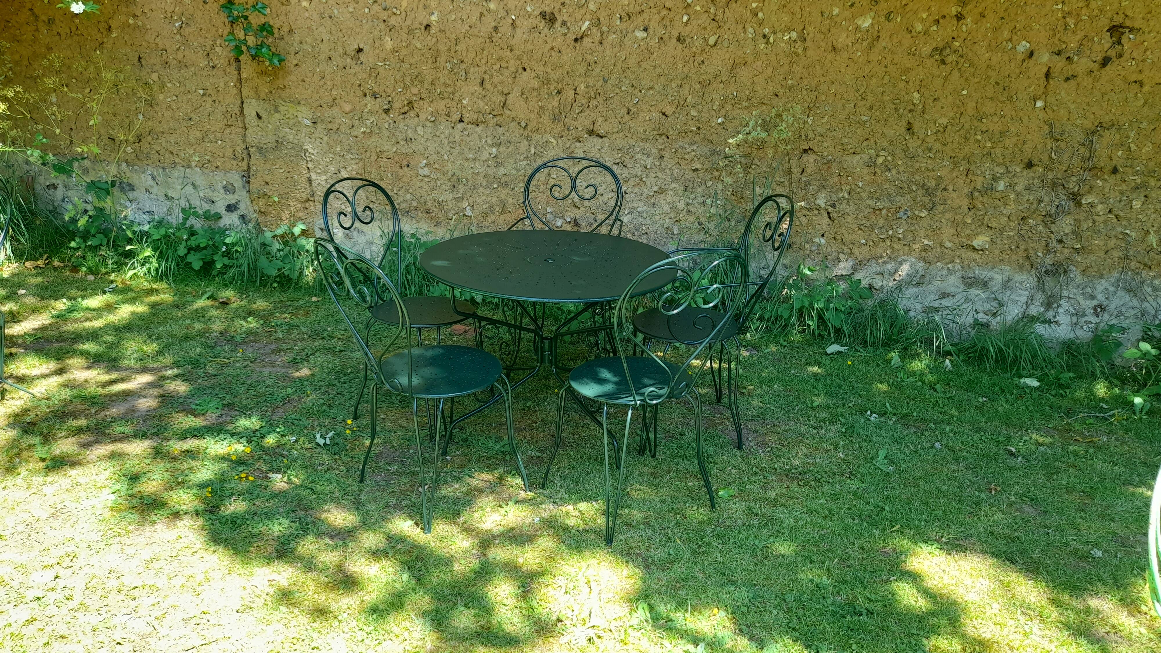 Salon de jardin fer forgé 1 table 2 fauteuils 3 chaises vert wagon