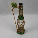 Bottle scoubidou