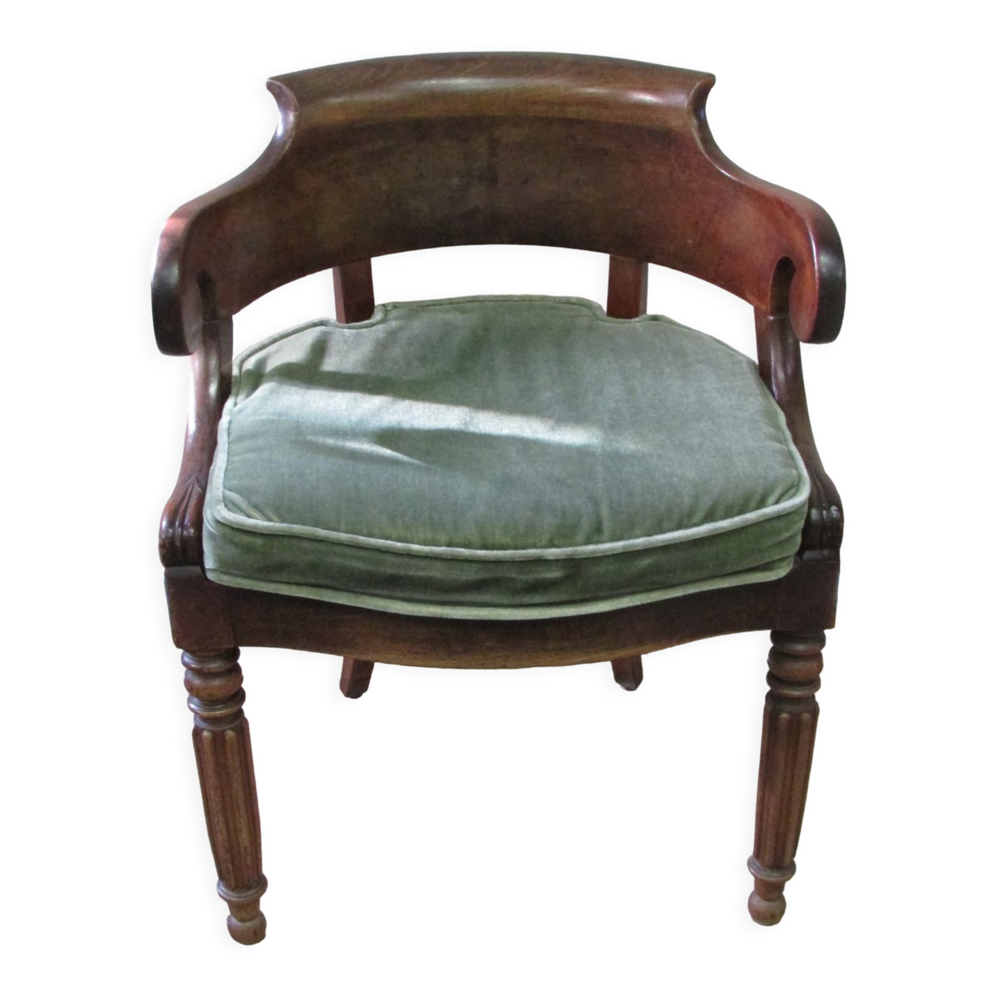Louis Philippe canned office chair with cushion