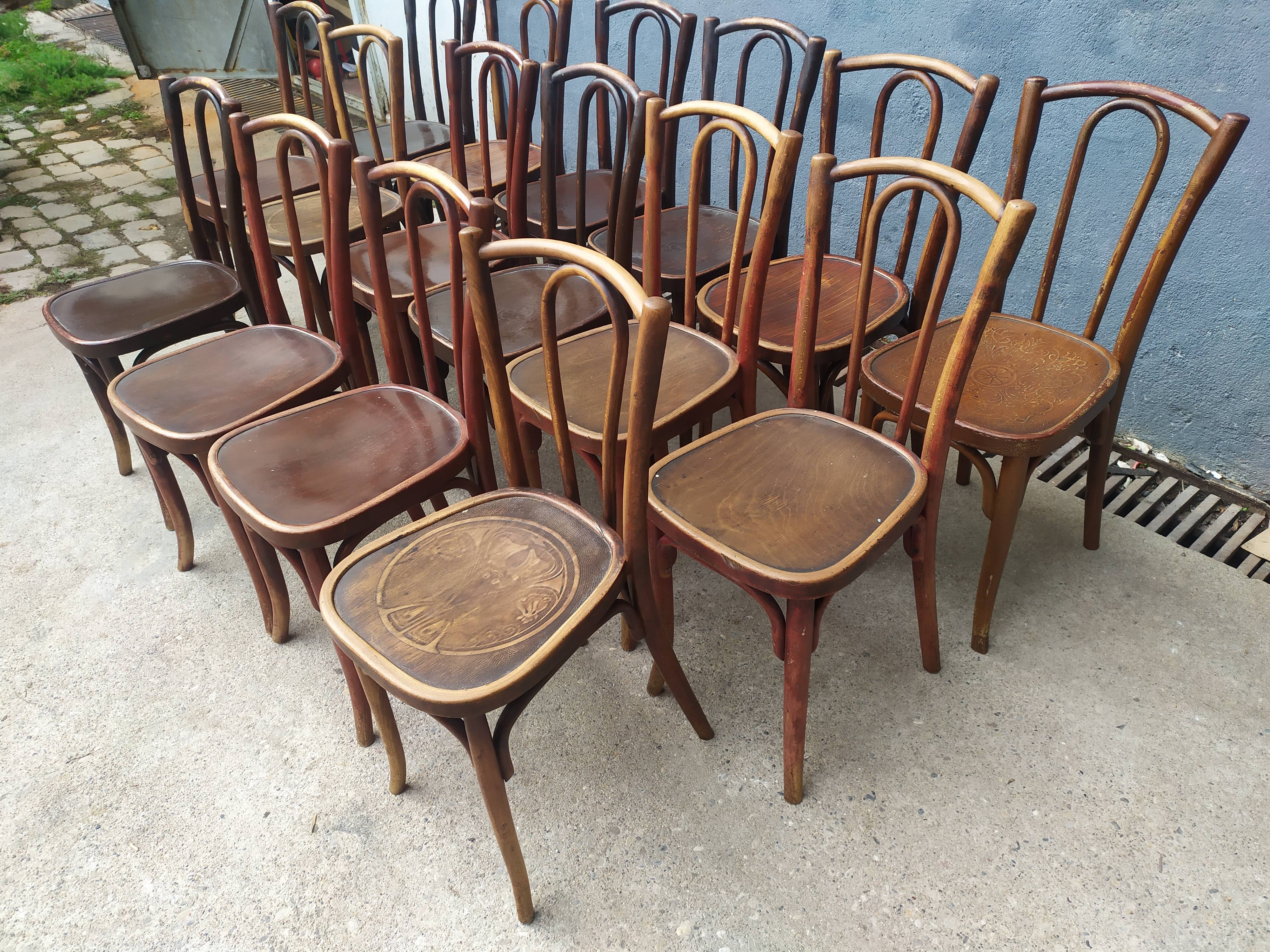 Lot de 16 chaises bistrot