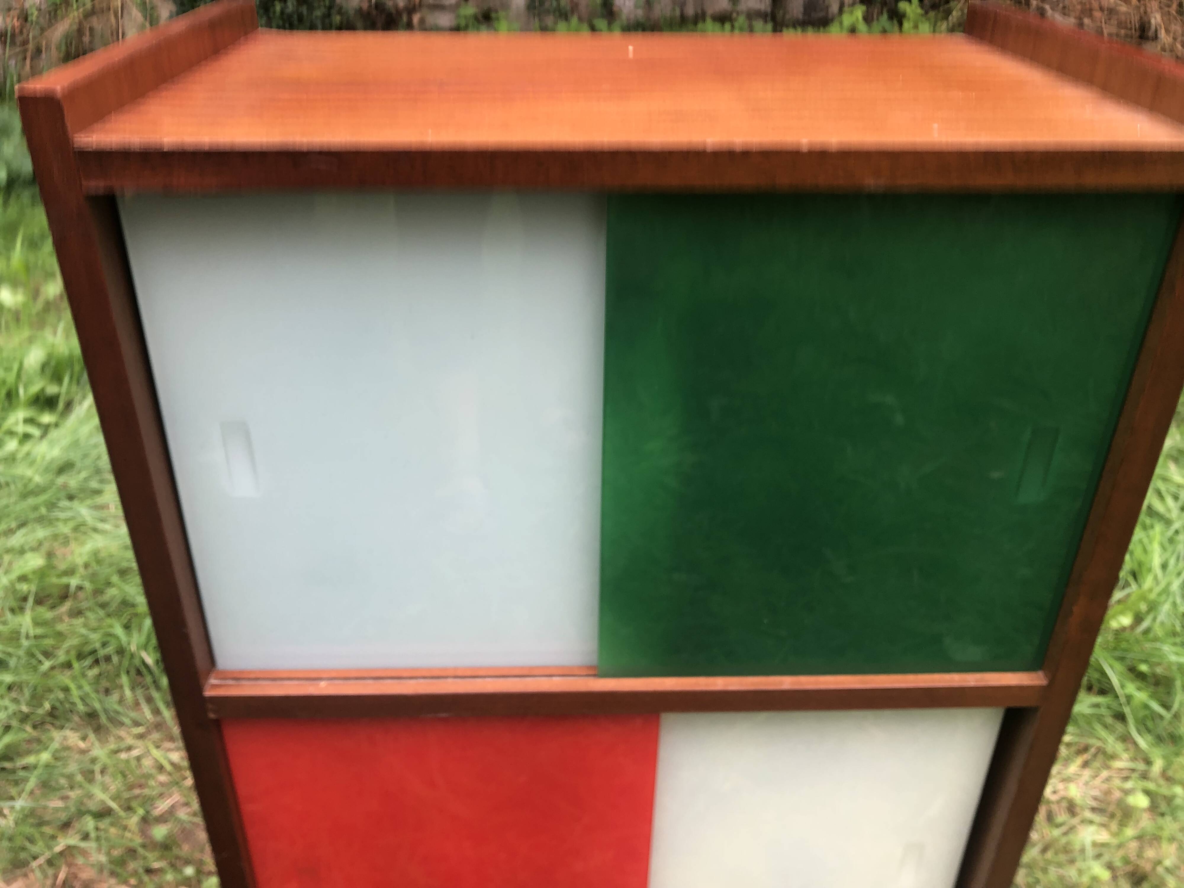 Showcase furniture storage vintage sliding windows 60s/70s