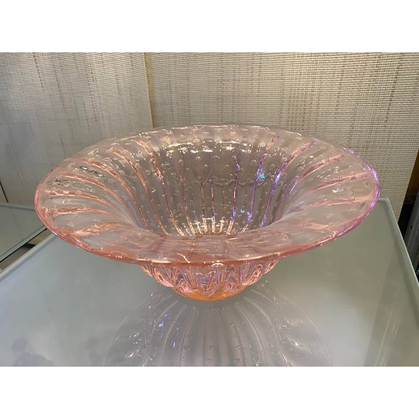 Glass Pink Vase With Gold and Bubble Air Round Shape