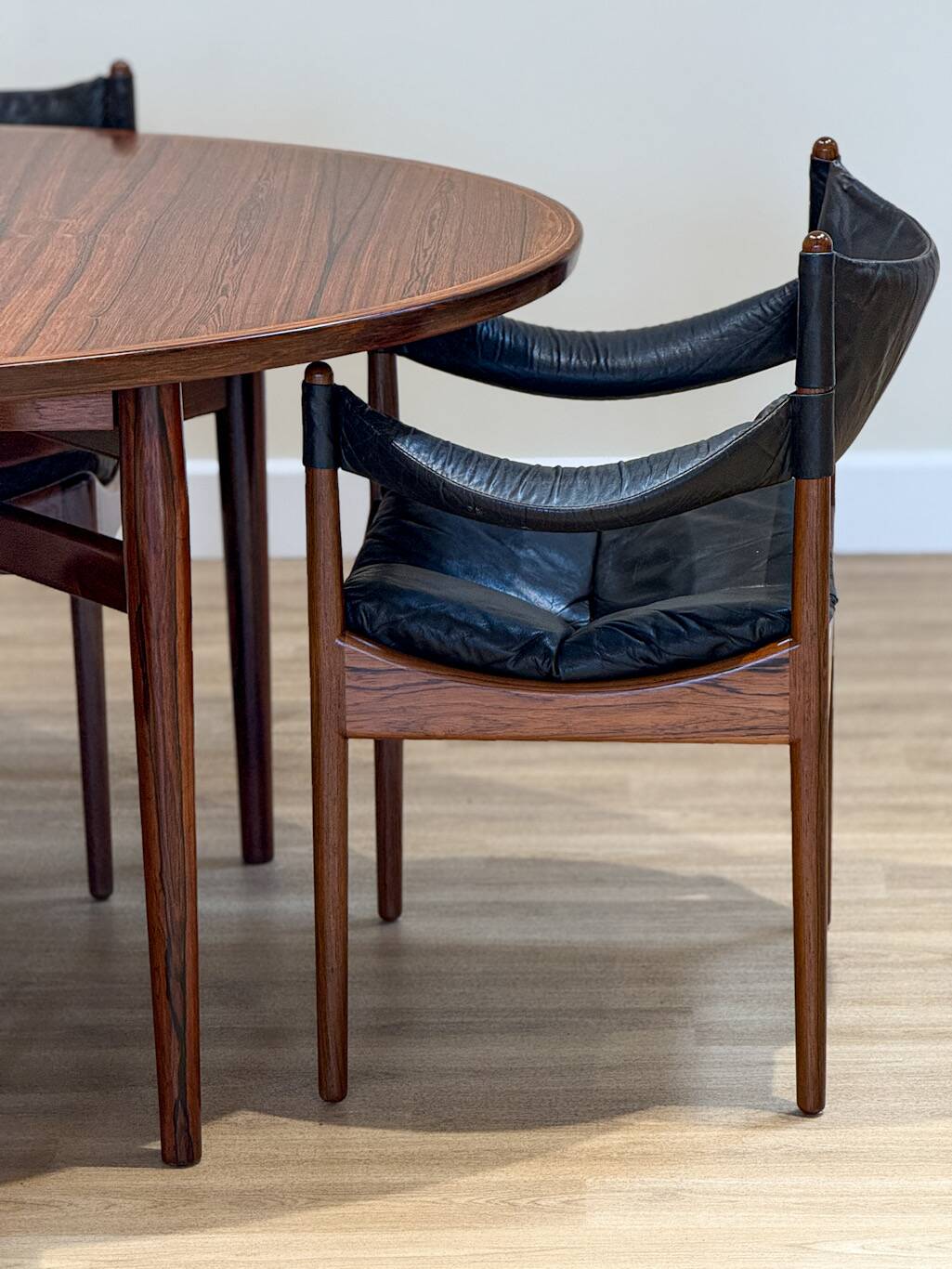 Extendable dining room table and chairs (by Kristian Solmer Vedel)