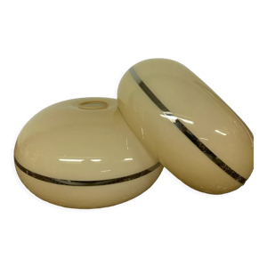 ensemble de deux globes