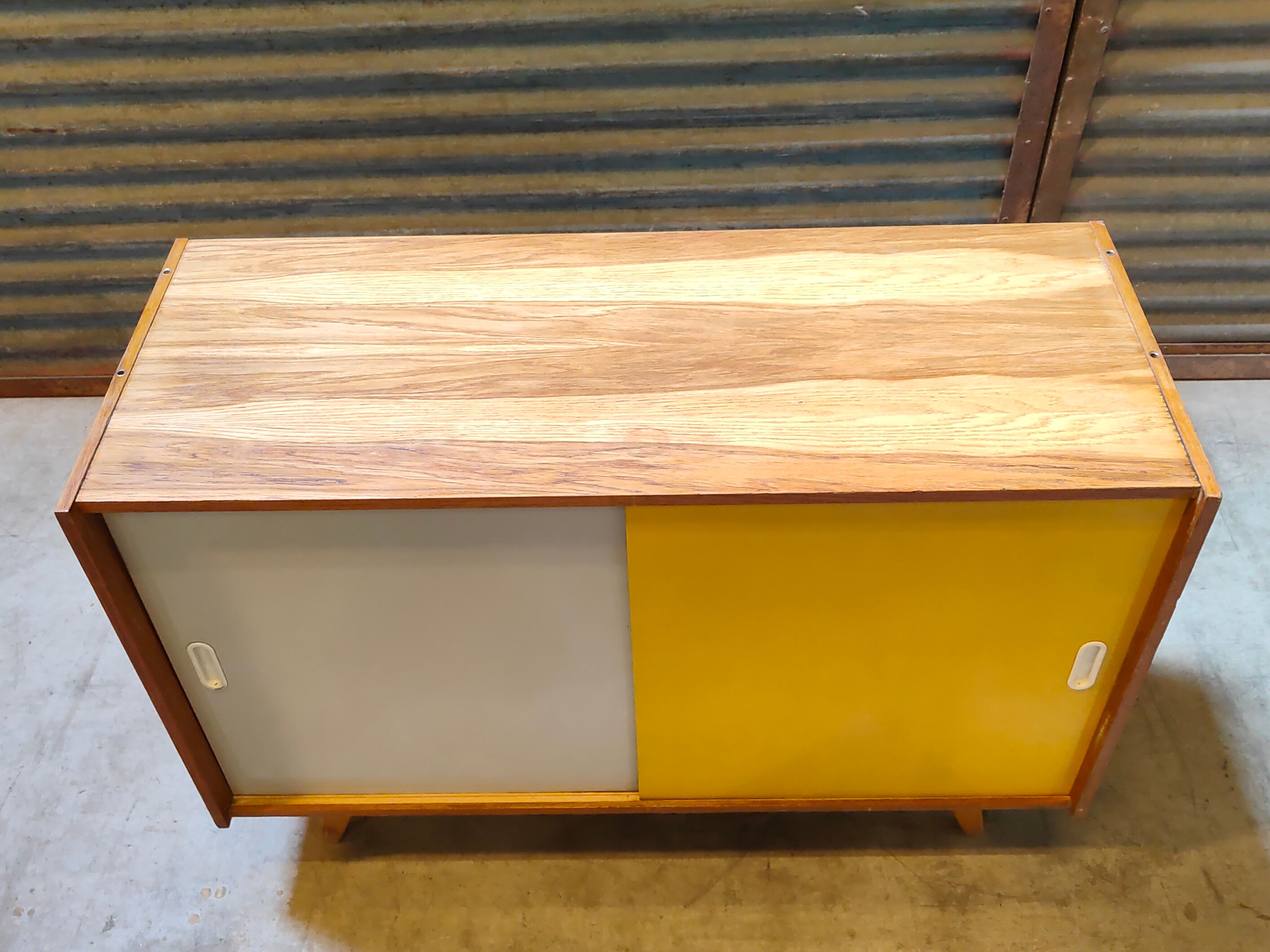 Yellow U 452 sideboard by Jiri Jiroutek for Interier Praha 1960