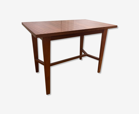 Classic neo side table