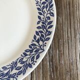 Flowery vintage plates
