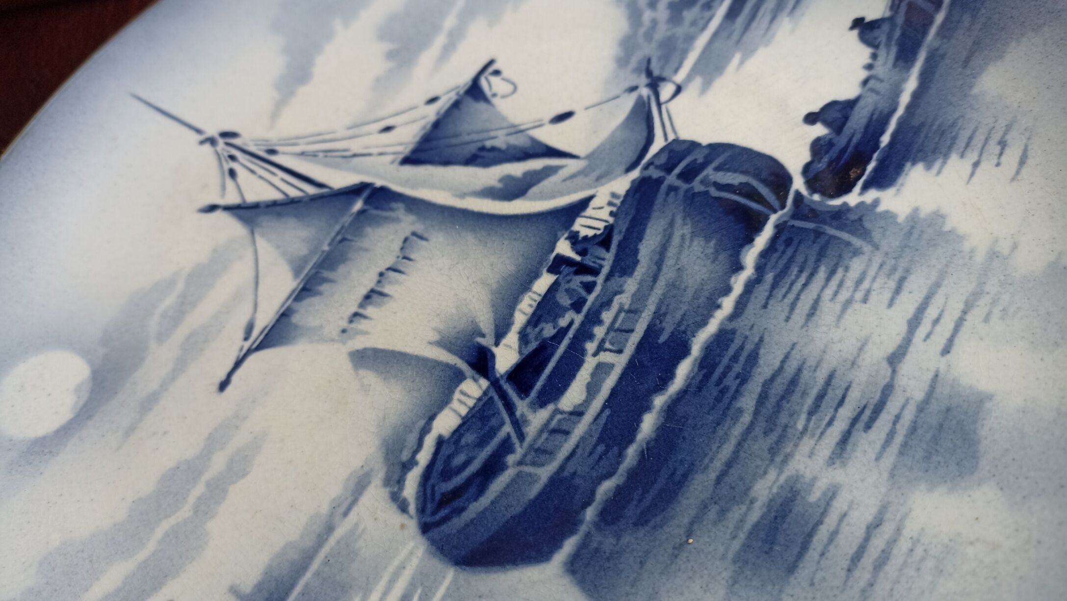 Marine decorative dish of the 30s by Saint-Amand