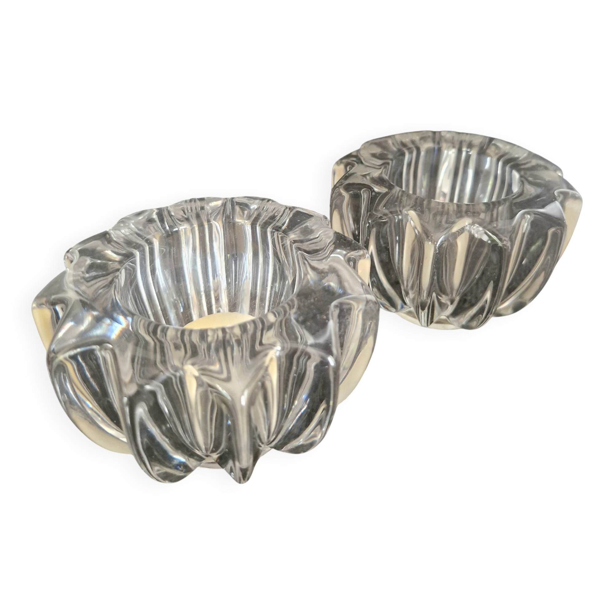Pair of Art Deco candlesticks in pressed glass moulded signed by AVESN