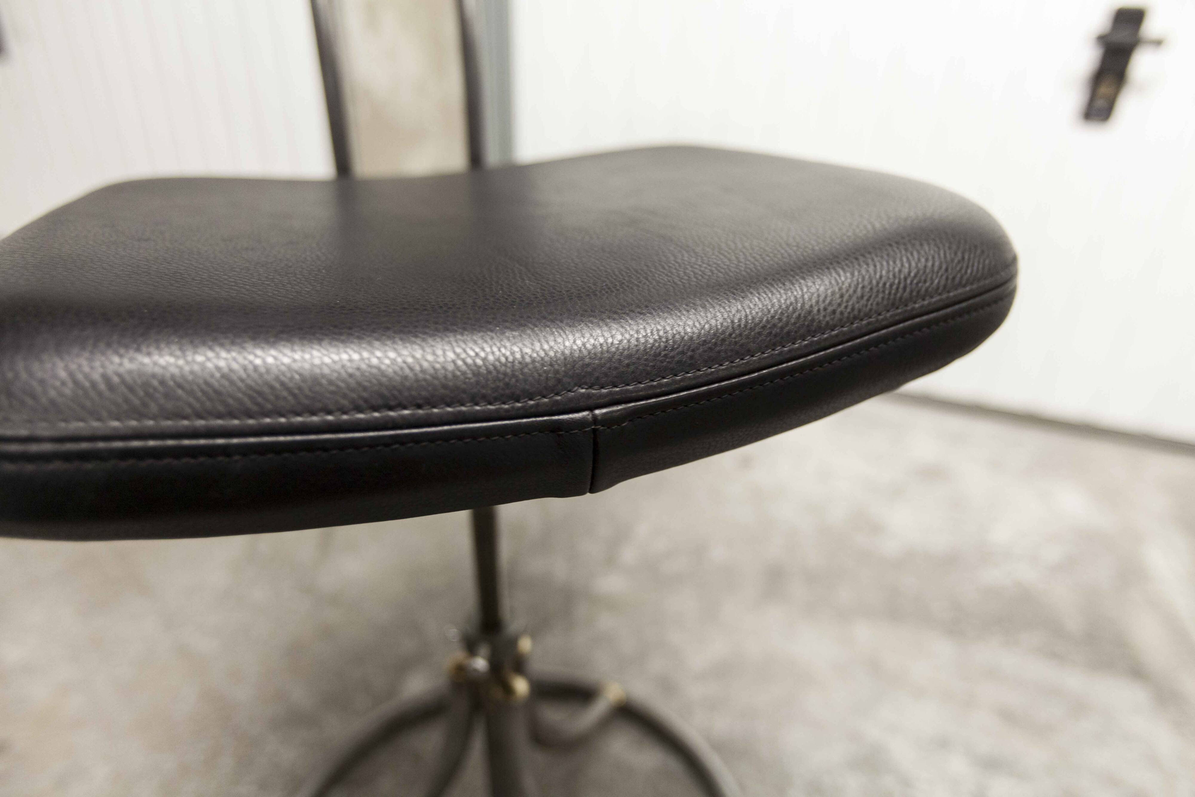 Swivel office chair French army new leather