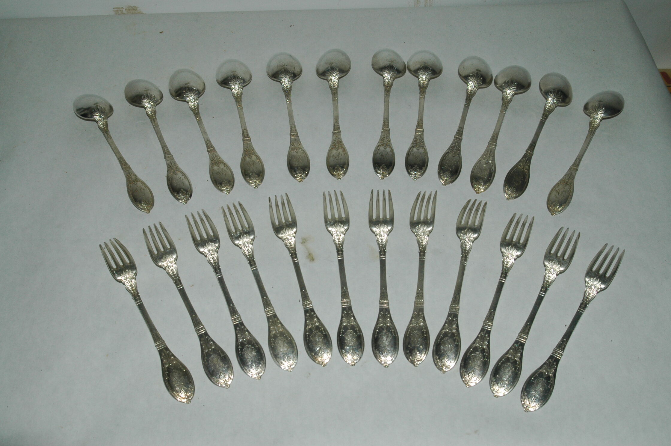 Silver metal cutlery