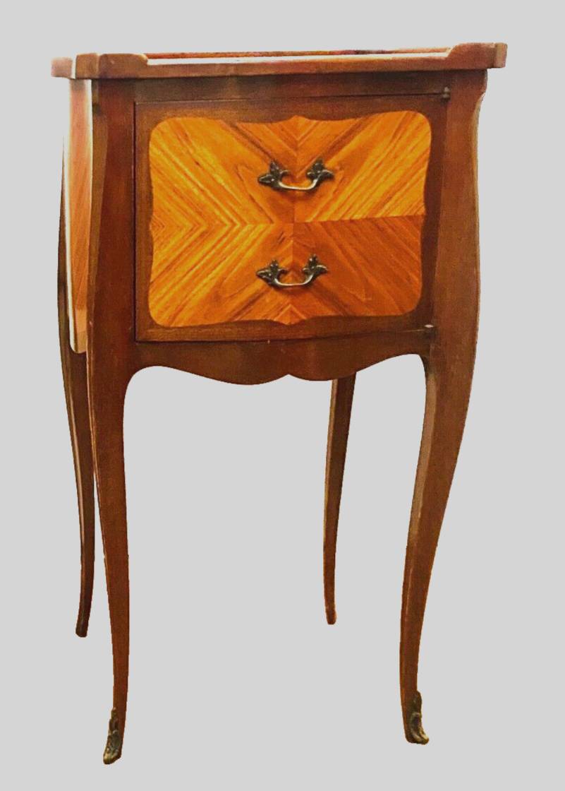 Suite of two Louis XV style bedside tables in mahogany and rosewood 20th century