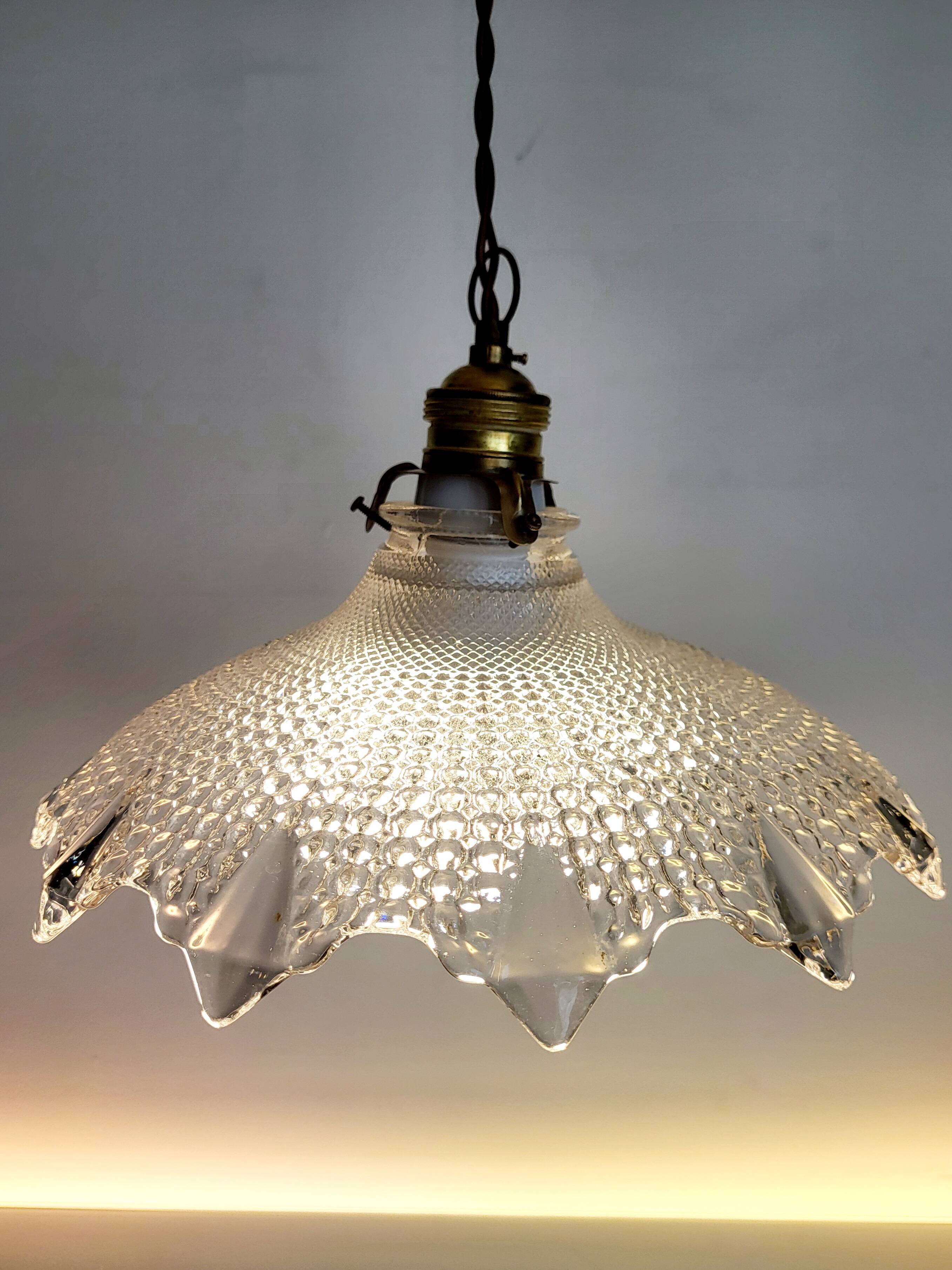 Holophane lamp, Art deco, jaren 30, geribbelde glasstructuur, gegoten glas