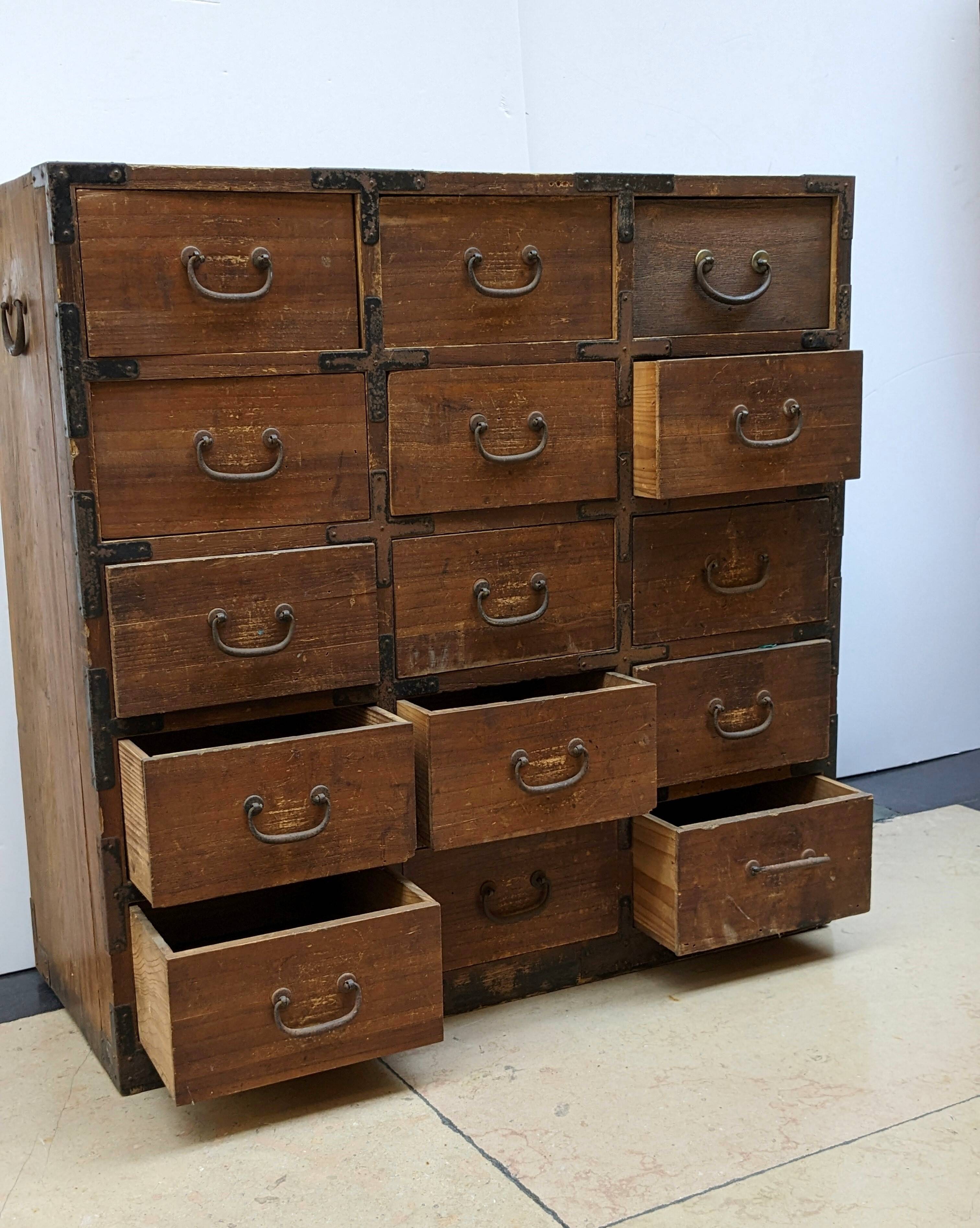 Professional furniture Japan 19th century