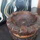 Cendrier rustique ancien en bois sculpté