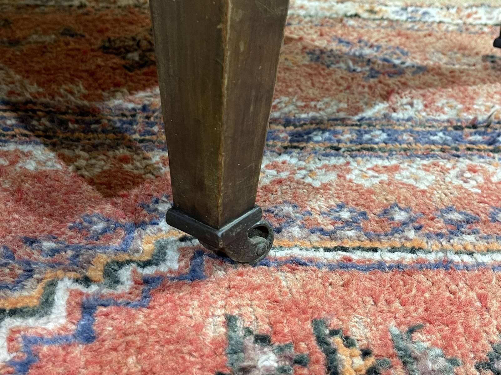 1930s English mahogany chest of drawers