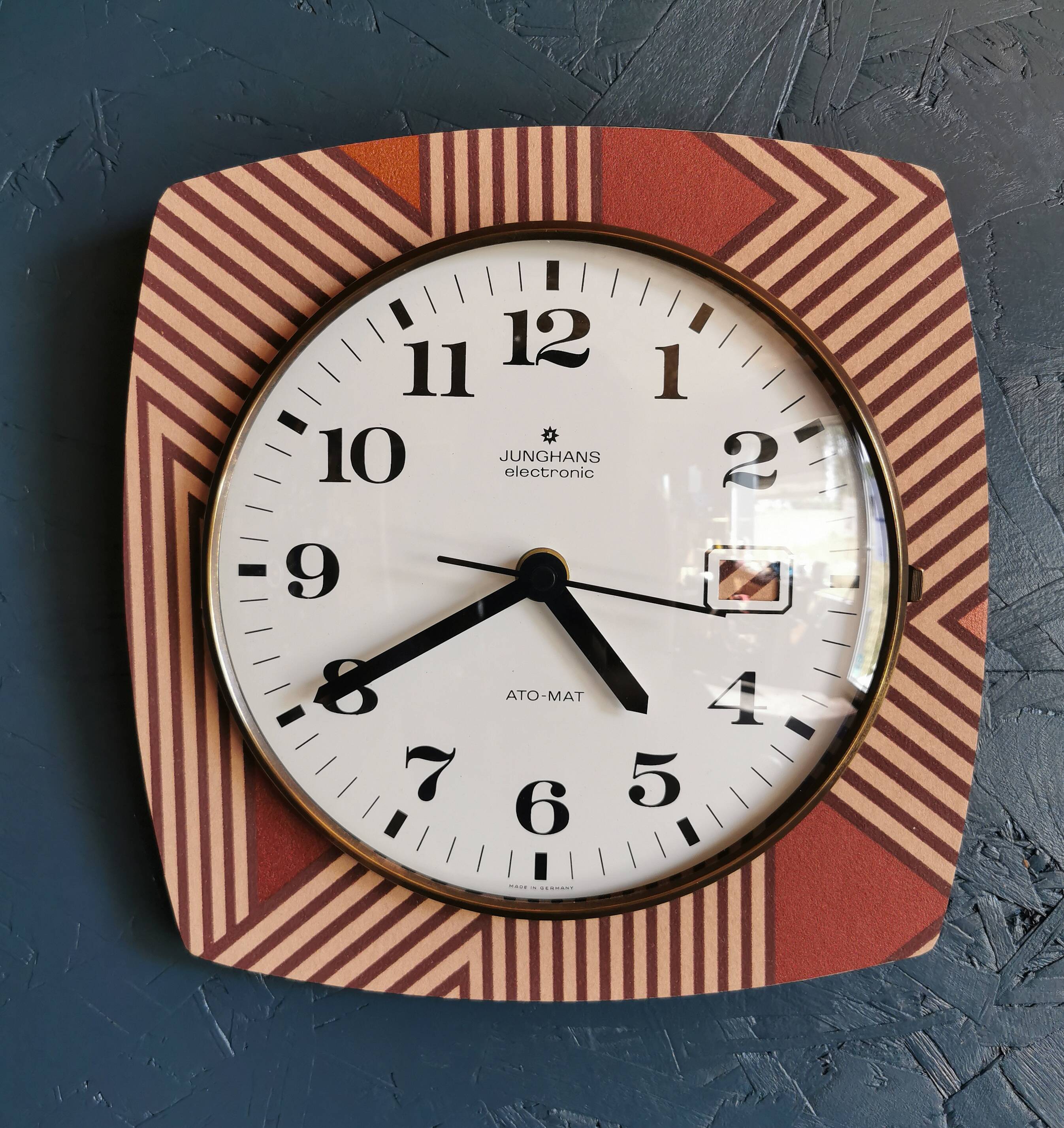 Silent rectangular vintage wall pendulum clock "Copper pink junghans"