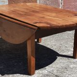 Folding coffee table.