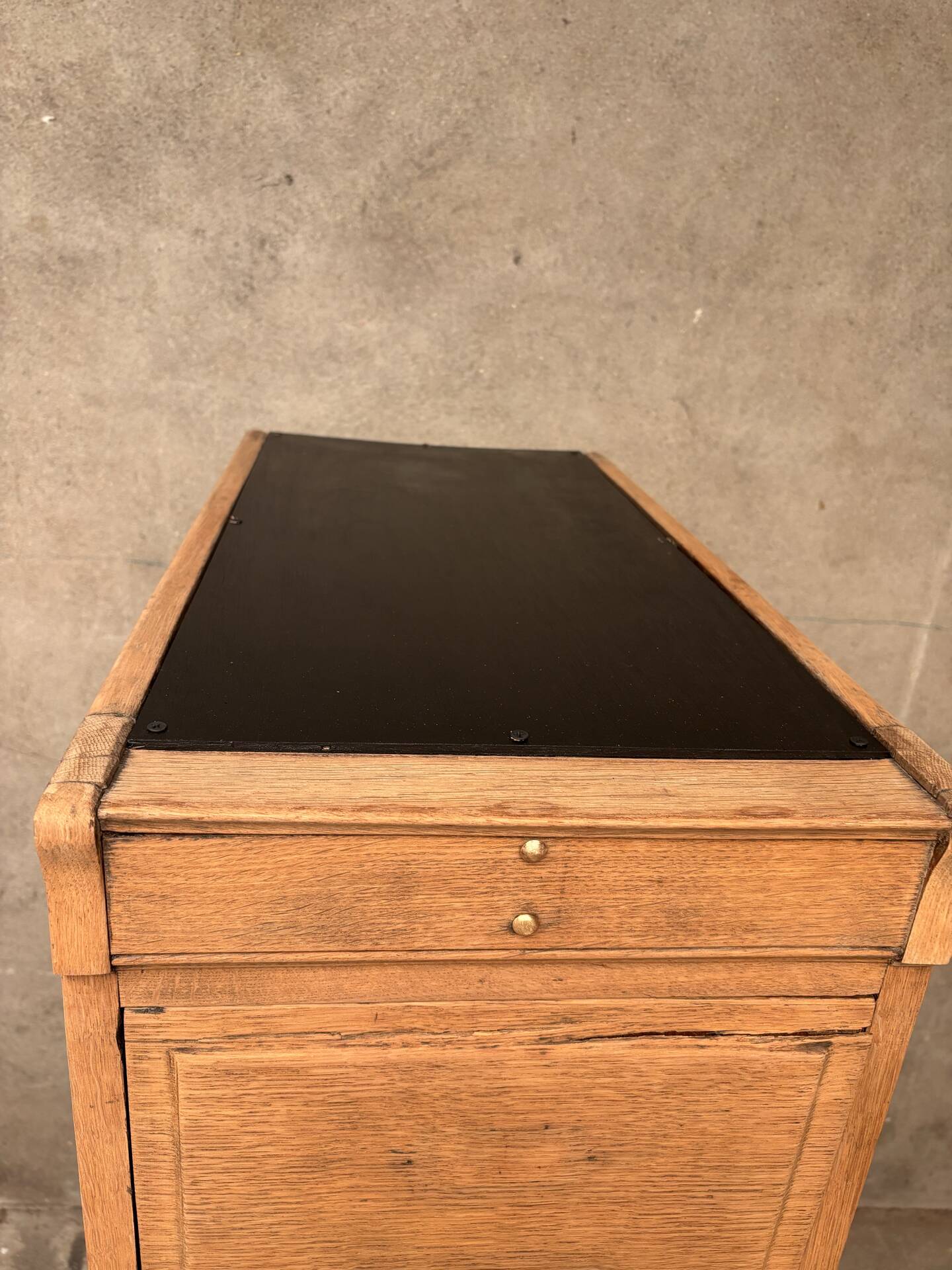 Workshop furniture - storage with 4 drawers