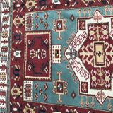 Vintage carpet Turkish konya done hand 130 X 158 CM