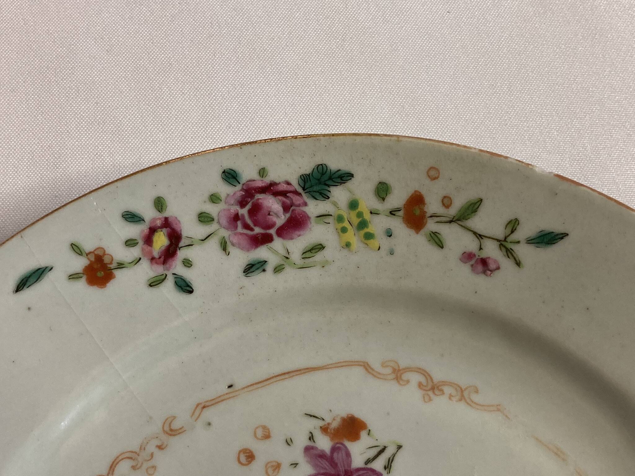 Compagnie des Indes, 18th century porcelain plate with peonies