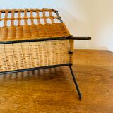 Magazine rack