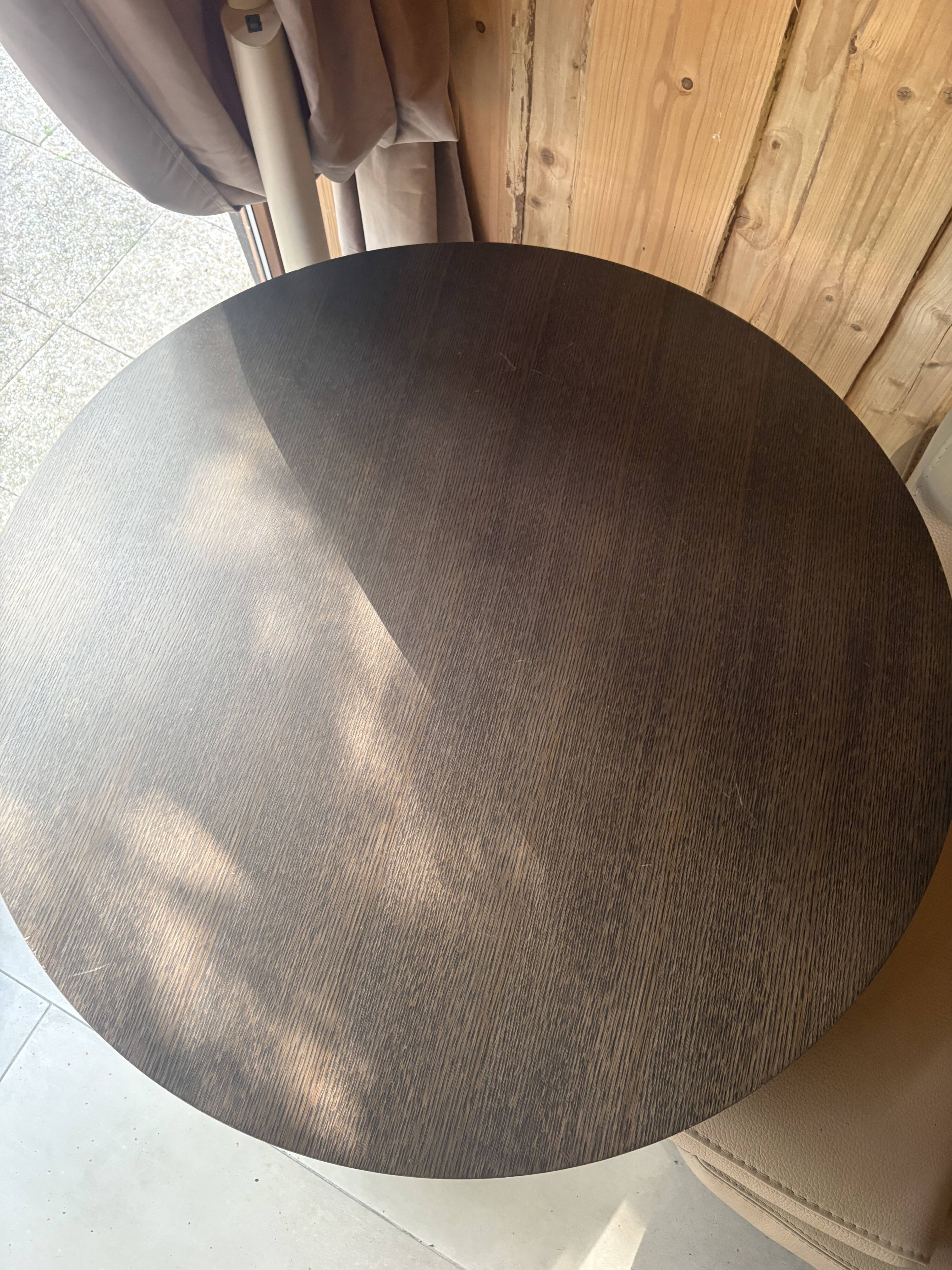 Table Simplice Pathos Par Antonio Citterio pour Maxalto