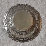 Openwork silver metal cut