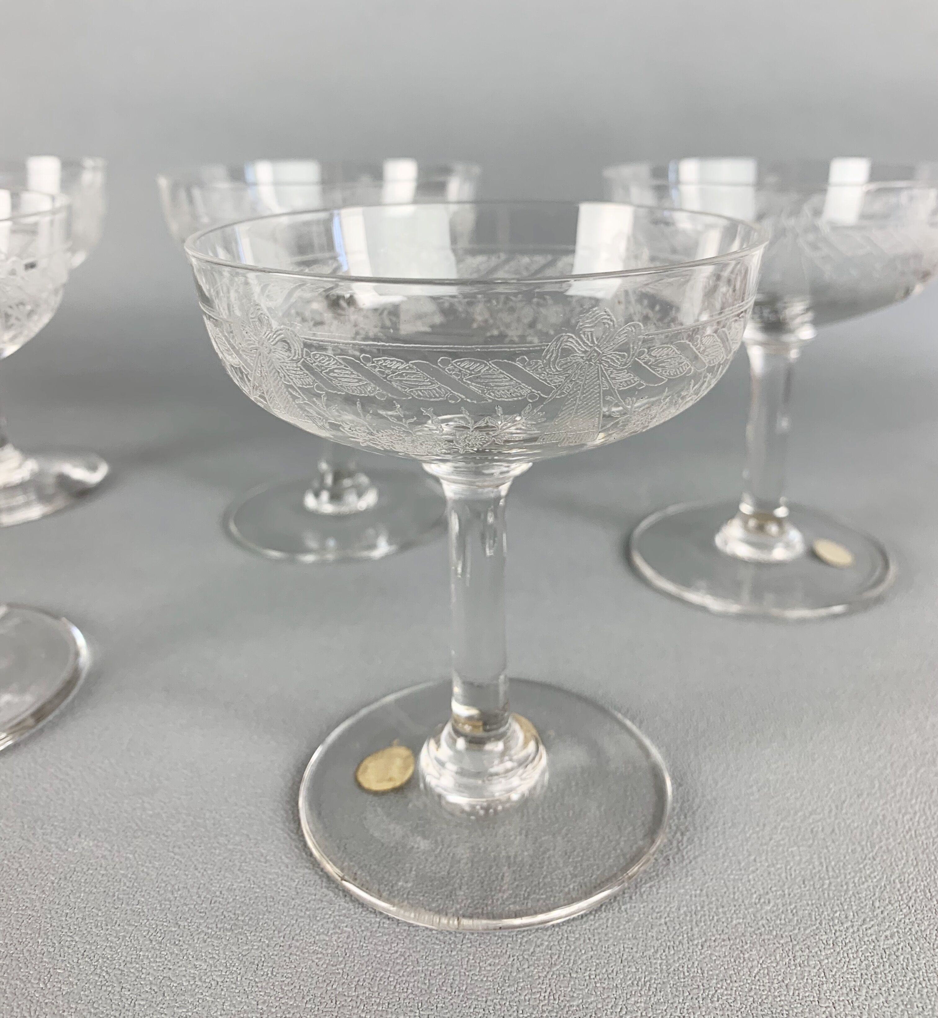 SUITE OF 6 CUPS TO CHAMPAGNE SAINT LOUIS MODEL SAPHO IN CRISTAL