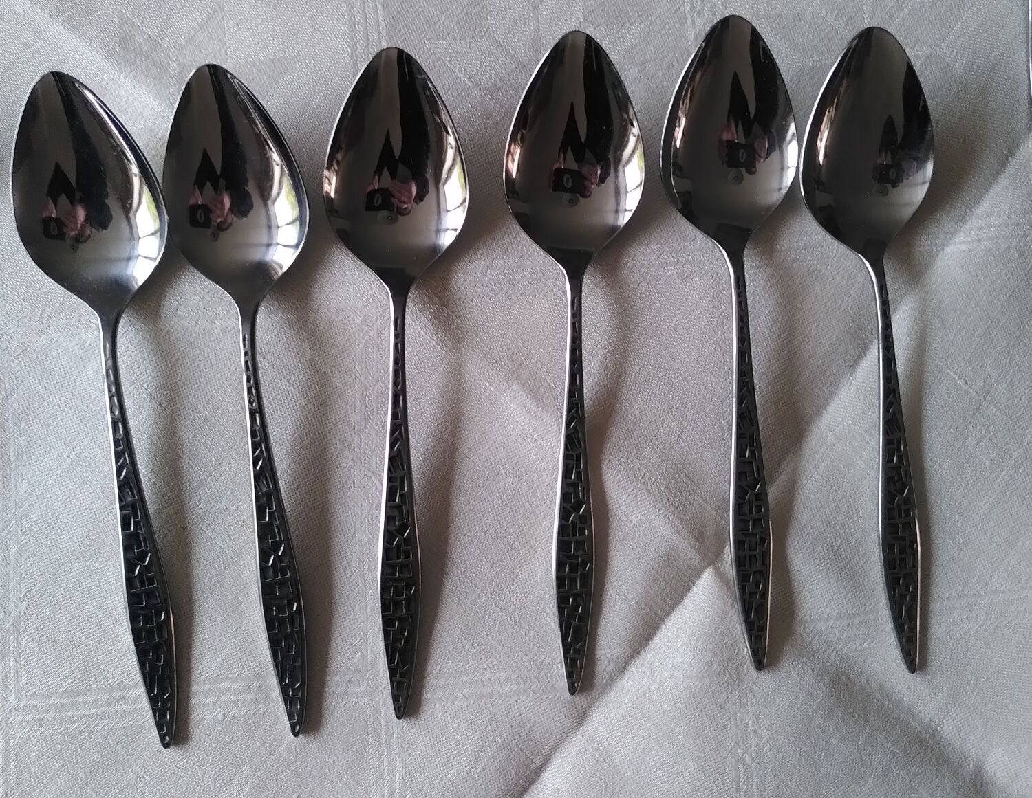 Viners stainless steel cutlery set "mosaic" model