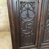 Neo-Gothic Buffet