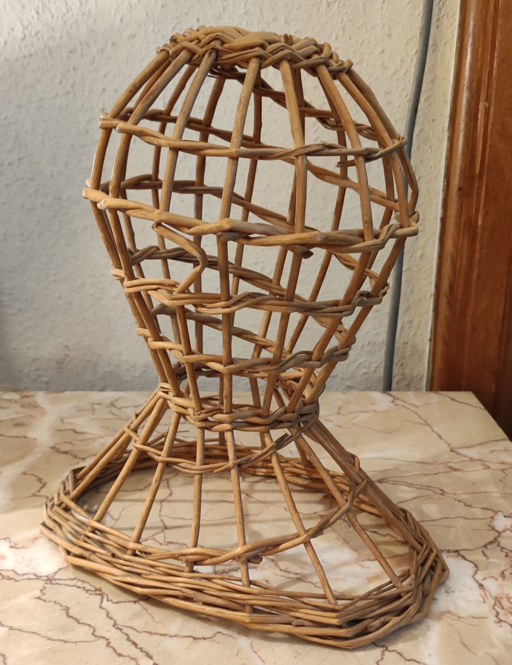 Old Marotte rattan hat head