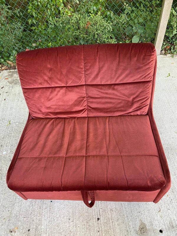 Canapé convertible 1 place scandinave en velours bordeaux à pois, 1930