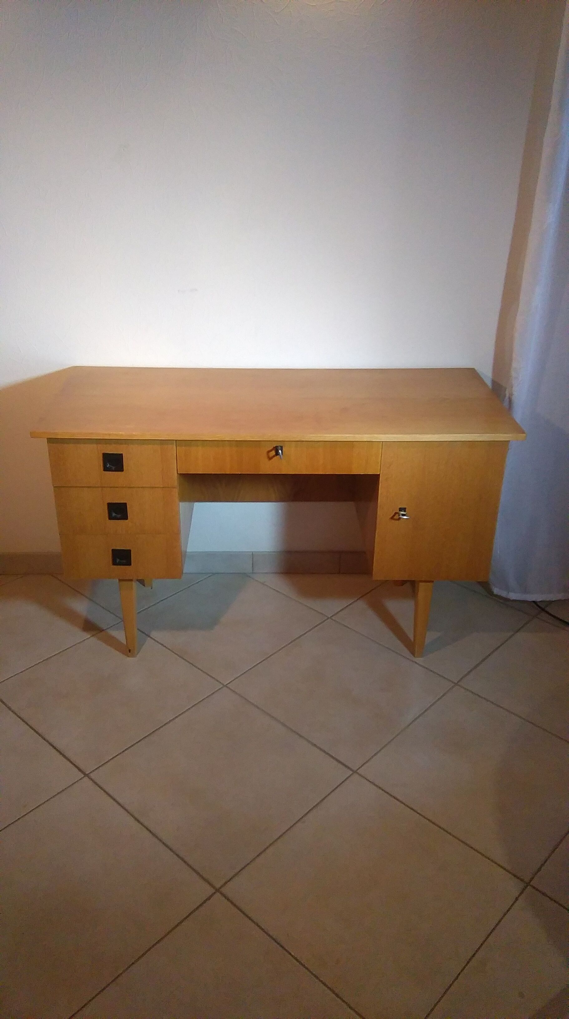 Double-box schoolboy office, 70s